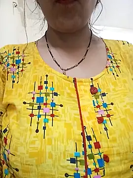 Hot-Shivani online show from February 11, 2026, 7:58 pm