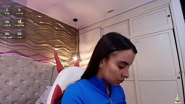 Snapshot of Andreita_Jones chatting on December 19, 2025, 11:45 am Andreita Jones online show from December 19, 2025, 11:45 am