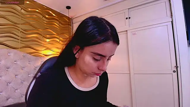 Snapshot of Andreita_Jones chatting on April 19, 2026, 11:44 am Andreita Jones online show from April 19, 2026, 11:44 am