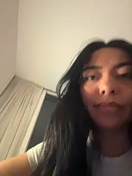 PetitLumiere online show from October 10, 2025, 3:51 am