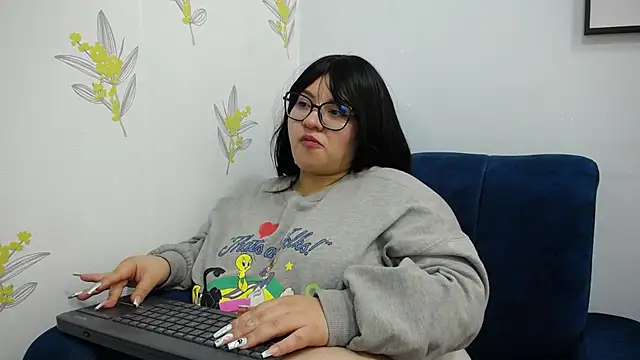 Snapshot of dannarossy_ chatting on March 13, 2025, 2:12 pm dannarossy online show from March 13, 2025, 2:12 pm