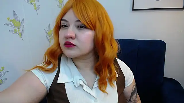 Snapshot of dannarossy_ chatting on February 11, 2025, 12:58 pm dannarossy online show from February 11, 2025, 12:58 pm