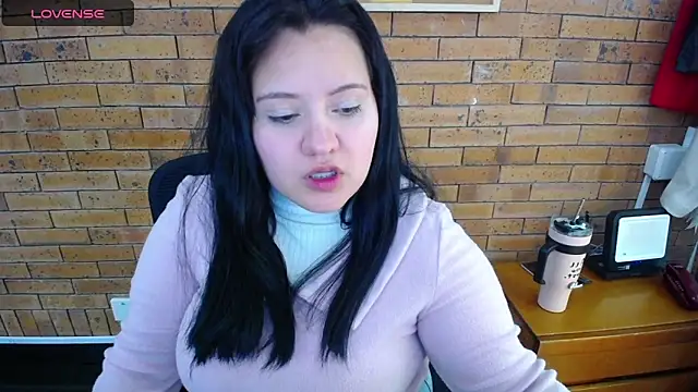 Snapshot of dannarossy_ chatting on February 26, 2025, 4:30 am dannarossy online show from February 26, 2025, 4:30 am