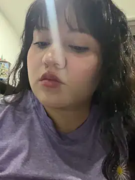 Snapshot of dannarossy_ chatting on September 17, 2025, 10:06 am dannarossy online show from September 17, 2025, 10:06 am
