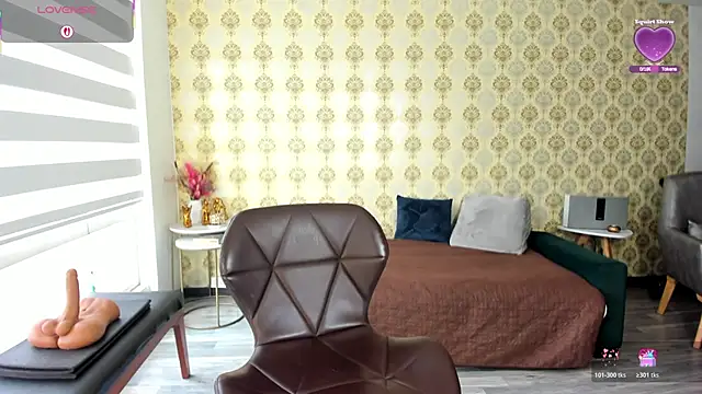 Snapshot of _angelina_class_7 chatting on May 13, 2026, 2:13 pm angelina class 7 online show from May 13, 2026, 2:13 pm