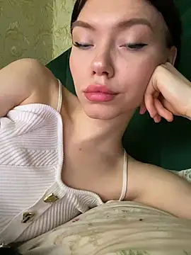 Lisaaa Alisa online show from January 12, 2026, 5:14 am