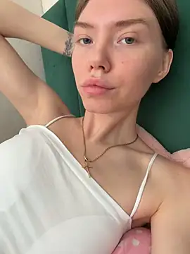 Snapshot of Lisaaa_Alisa chatting on May 26, 2026, 4:10 am Lisaaa Alisa online show from May 26, 2026, 4:10 am
