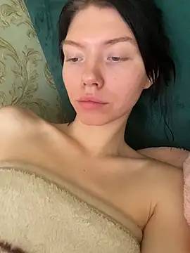 Lisaaa Alisa online show from November 18, 2025, 3:54 am