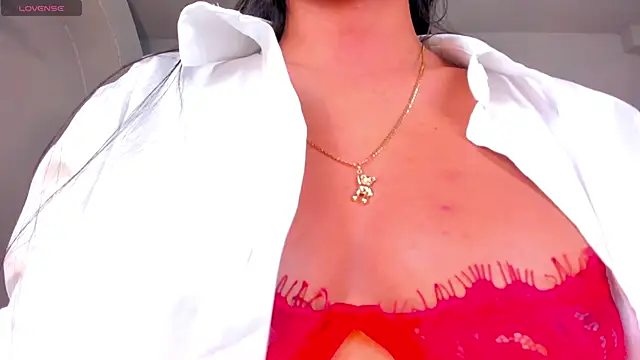 JessicaWilliams1 online show from October 8, 2025, 9:55 am