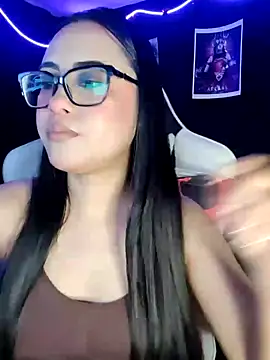 Janna mnt online show from October 19, 2025, 3:42 am