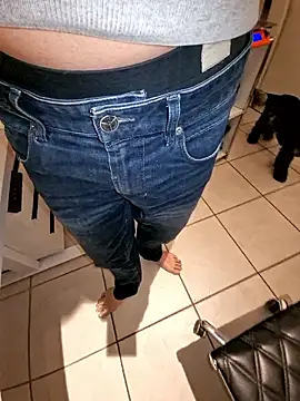 Snapshot of Lorent6969 chatting on January 19, 2026, 4:49 am Lorent6969 online show from January 19, 2026, 4:49 am