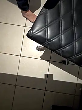 Snapshot of Lorent6969 chatting on February 19, 2026, 7:16 am Lorent6969 online show from February 19, 2026, 7:16 am