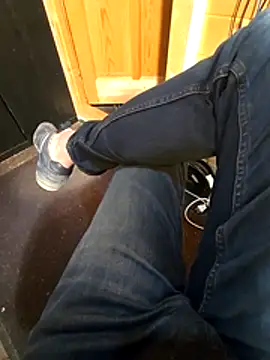 Lorent6969 online show from April 17, 2026, 7:49 pm