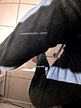 Lorent6969 online show from November 28, 2025, 5:07 am