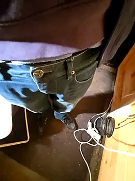 Snapshot of Lorent6969 chatting on February 16, 2026, 3:43 pm Lorent6969 online show from February 16, 2026, 3:43 pm