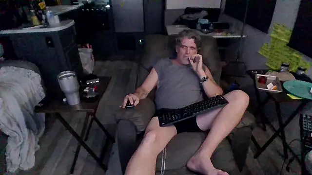 Snapshot of lateniter chatting on February 19, 2026, 2:30 am lateniter online show from February 19, 2026, 2:30 am