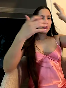 LittleDoll    online show from November 5, 2025, 11:30 pm