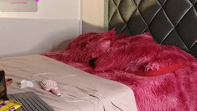 ashley brend online show from February 13, 2026, 8:42 pm