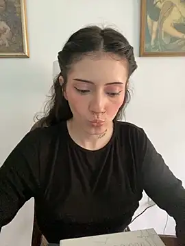 Snapshot of LiliJones_ chatting on November 27, 2025, 4:07 pm LiliJones online show from November 27, 2025, 4:07 pm