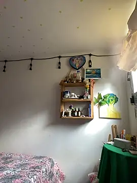 LiliJones  online show from February 2, 2026, 9:36 pm