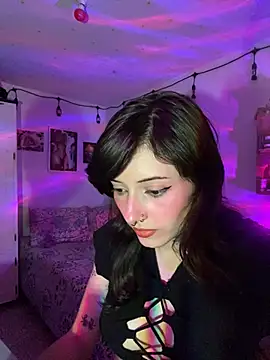 LiliJones  online show from February 13, 2026, 3:12 pm