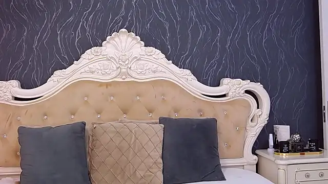 Lauren Saint online show from March 30, 2026, 3:02 pm