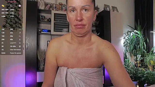 SheilaRyan online show from March 27, 2026, 4:54 am