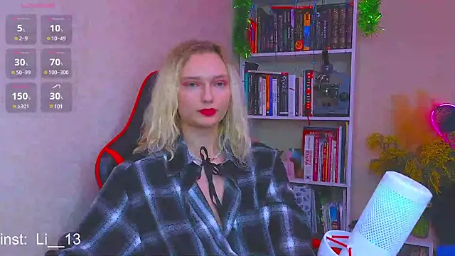 Snapshot of Angelina__1 chatting on February 10, 2025, 8:53 pm Angelina 1 online show from February 10, 2025, 8:53 pm