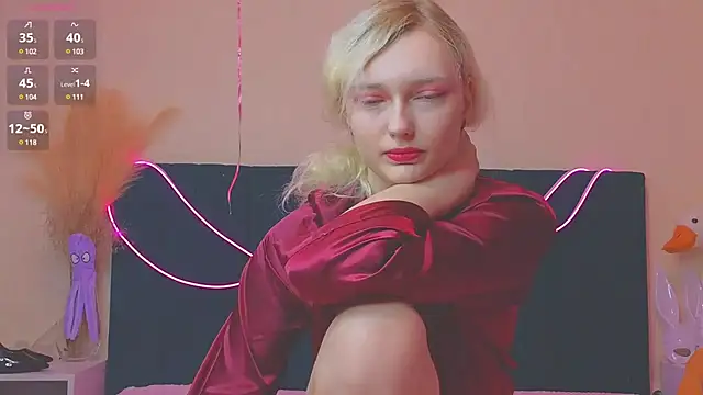 Snapshot of Angelina__1 chatting on December 1, 2024, 8:25 pm Angelina 1 online show from December 1, 2024, 8:25 pm