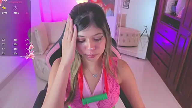 NATAASHA    online show from November 4, 2025, 3:21 am