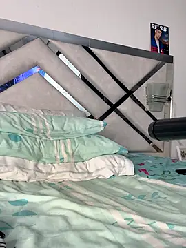 Snapshot of maybelline69 chatting on October 14, 2025, 8:26 am maybelline69 online show from October 14, 2025, 8:26 am