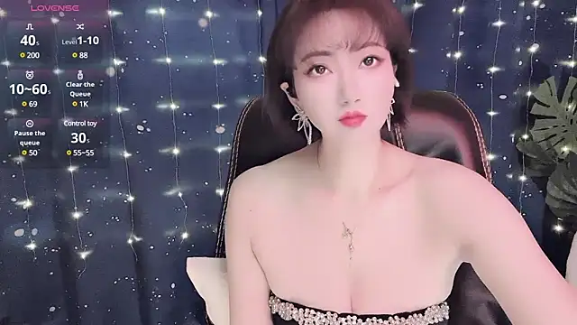 Snapshot of Mist_lili chatting on December 26, 2024, 12:59 pm Mist lili online show from December 26, 2024, 12:59 pm