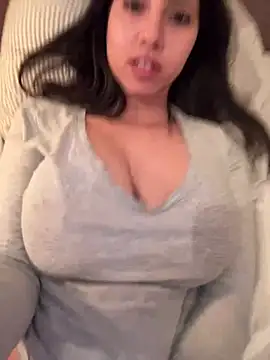 Snapshot of sweedbabyy chatting on January 16, 2025, 10:21 am sweedbabyy online show from January 16, 2025, 10:21 am