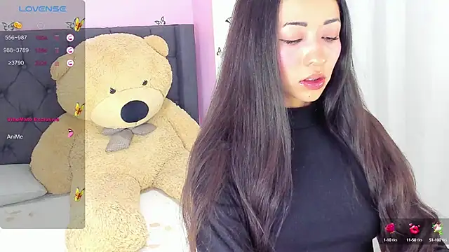 SophiaLiu online show from February 4, 2025, 11:49 pm