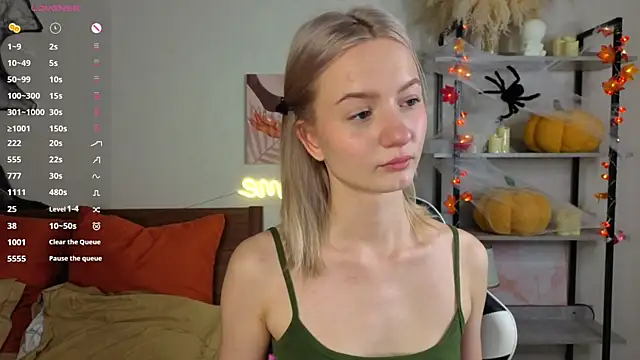 IdaValenti online show from November 6, 2025, 11:09 pm