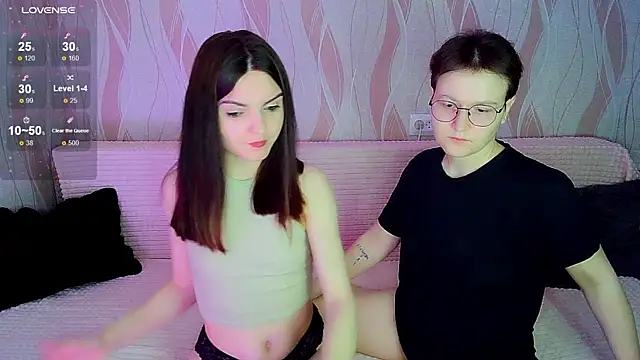  crazy baby  online show from December 16, 2025, 9:19 pm