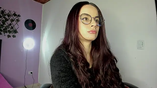 kassandra james online show from January 24, 2025, 11:59 am