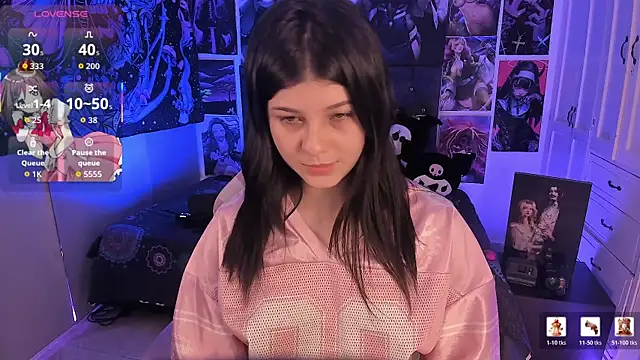 LanaKyutt online show from April 5, 2026, 10:05 pm