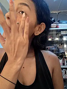  frida1 online show from March 15, 2025, 12:34 pm