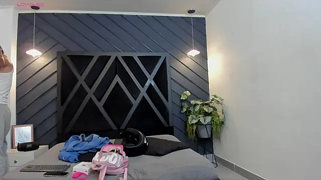 Snapshot of Apolo_Bianco_ chatting on September 25, 2025, 11:22 pm Apolo Bianco  online show from September 25, 2025, 11:22 pm