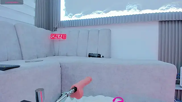 Snapshot of Apolo_Bianco_ chatting on October 28, 2025, 1:06 am Apolo Bianco  online show from October 28, 2025, 1:06 am