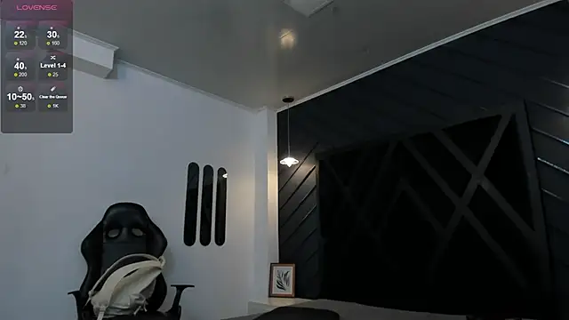 Snapshot of Apolo_Bianco_ chatting on September 30, 2025, 11:11 pm Apolo Bianco  online show from September 30, 2025, 11:11 pm