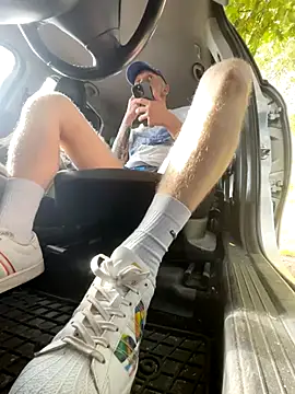 SavagedStirrer online show from October 2, 2025, 12:41 pm