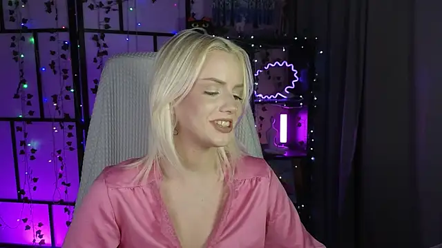 ImBonBon online show from April 25, 2026, 8:17 pm