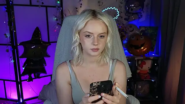 ImBonBon online show from October 18, 2025, 11:40 pm