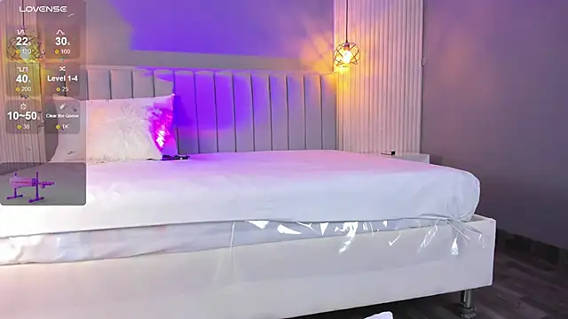 Snapshot of EriKlein chatting on February 25, 2025, 11:04 pm EriKlein online show from February 25, 2025, 11:04 pm