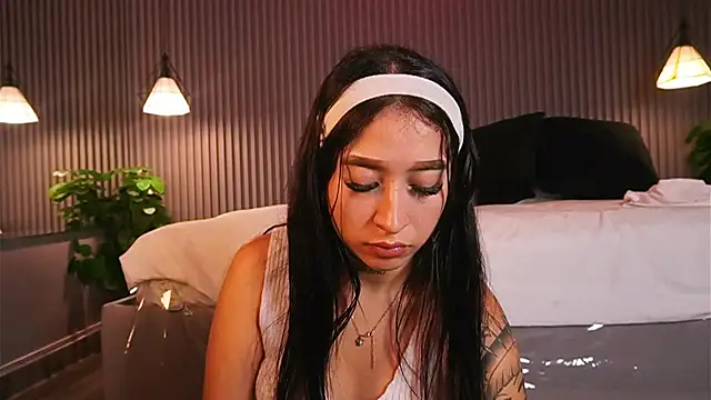 EriKlein online show from April 8, 2026, 7:26 pm