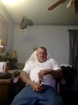 bigdoog8 online show from March 23, 2026, 11:04 pm