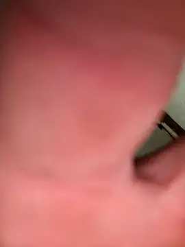 Hugebwc102 online show from September 16, 2025, 6:25 am