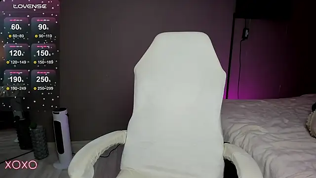 Mariella Adamss online show from October 9, 2025, 1:33 pm